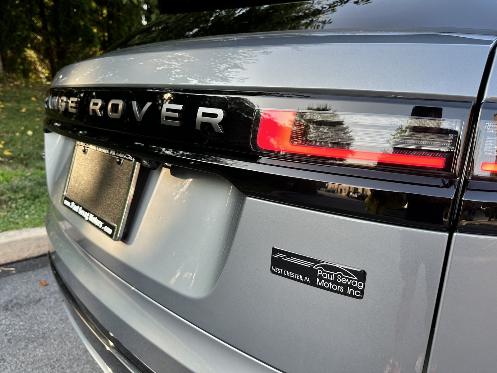 Used 2024 Land Rover Range Rover Velar Dynamic HSE AWD/4WD image 53