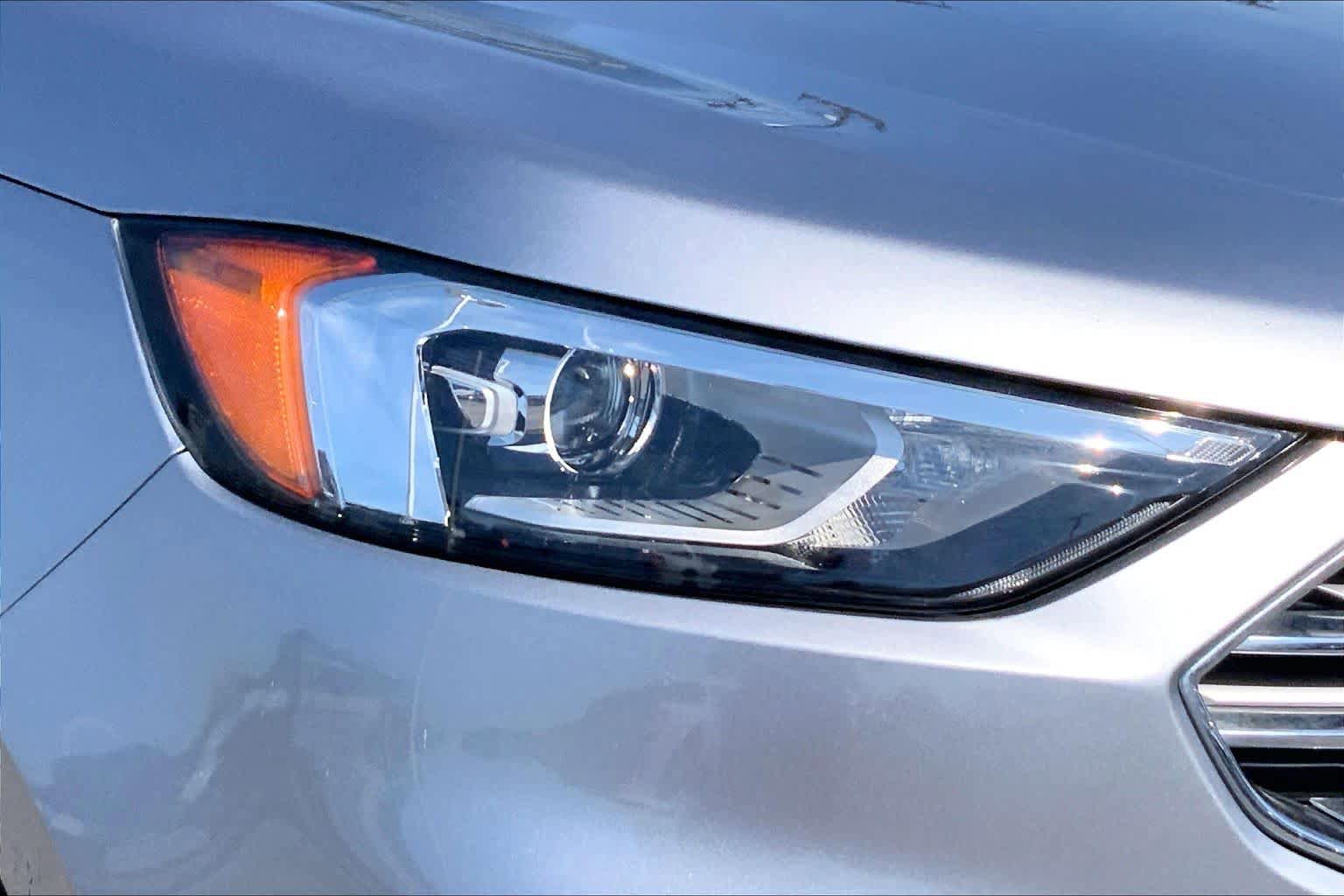 Used 2021 Ford Edge SE FWD image 23