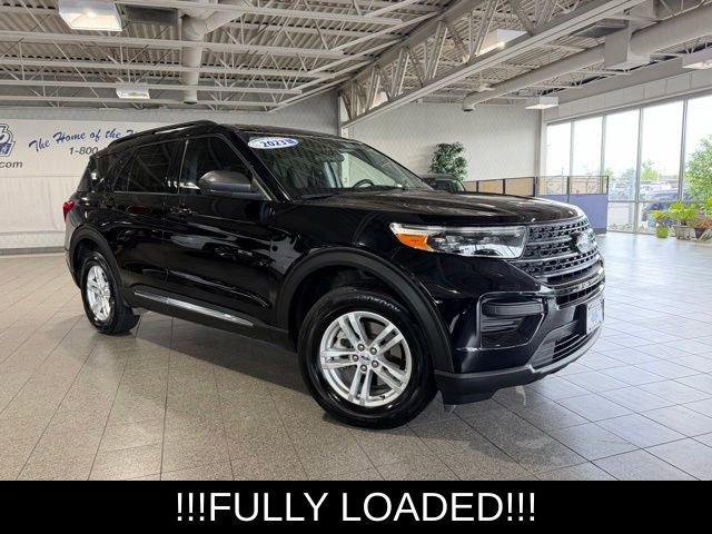 Used 2023 Ford Explorer XLT w/ Class IV Trailer Tow Package AWD/4WD image 2