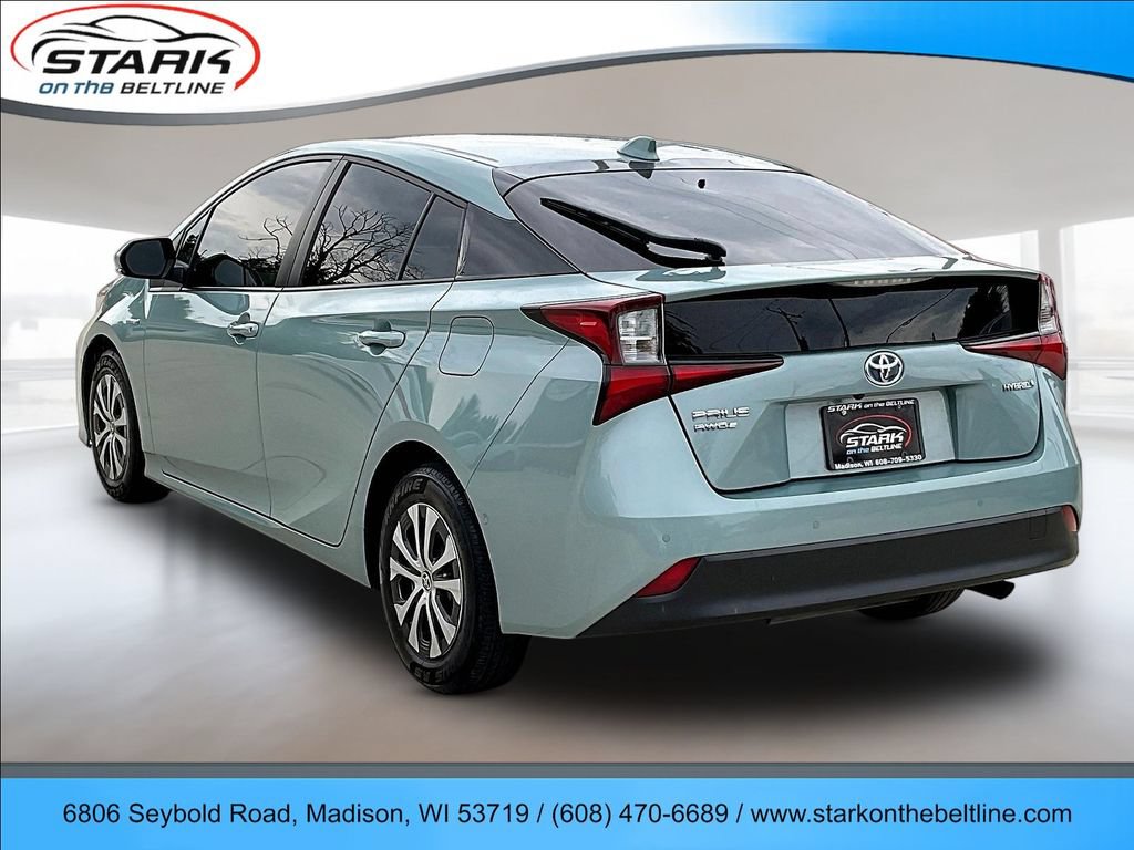 Used 2021 Toyota Prius LE AWD/4WD image 4