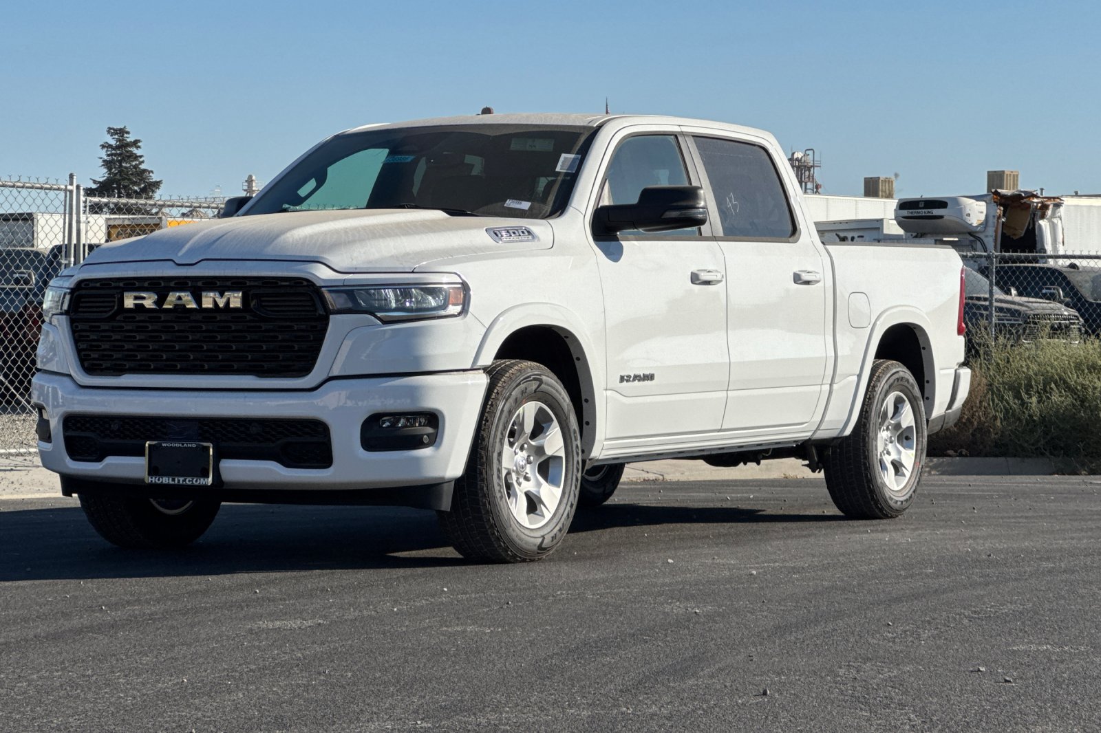 New 2027 RAM 1500 4x4 Crew Cab image 7