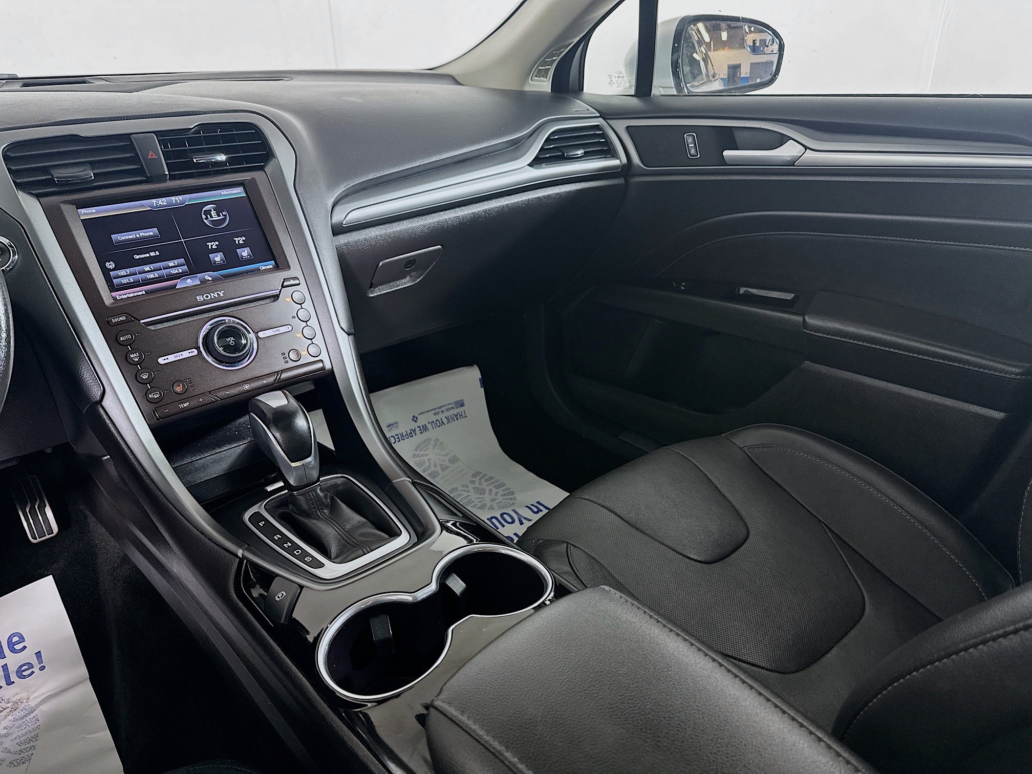 Used 2016 Ford Fusion Titanium FWD image 22