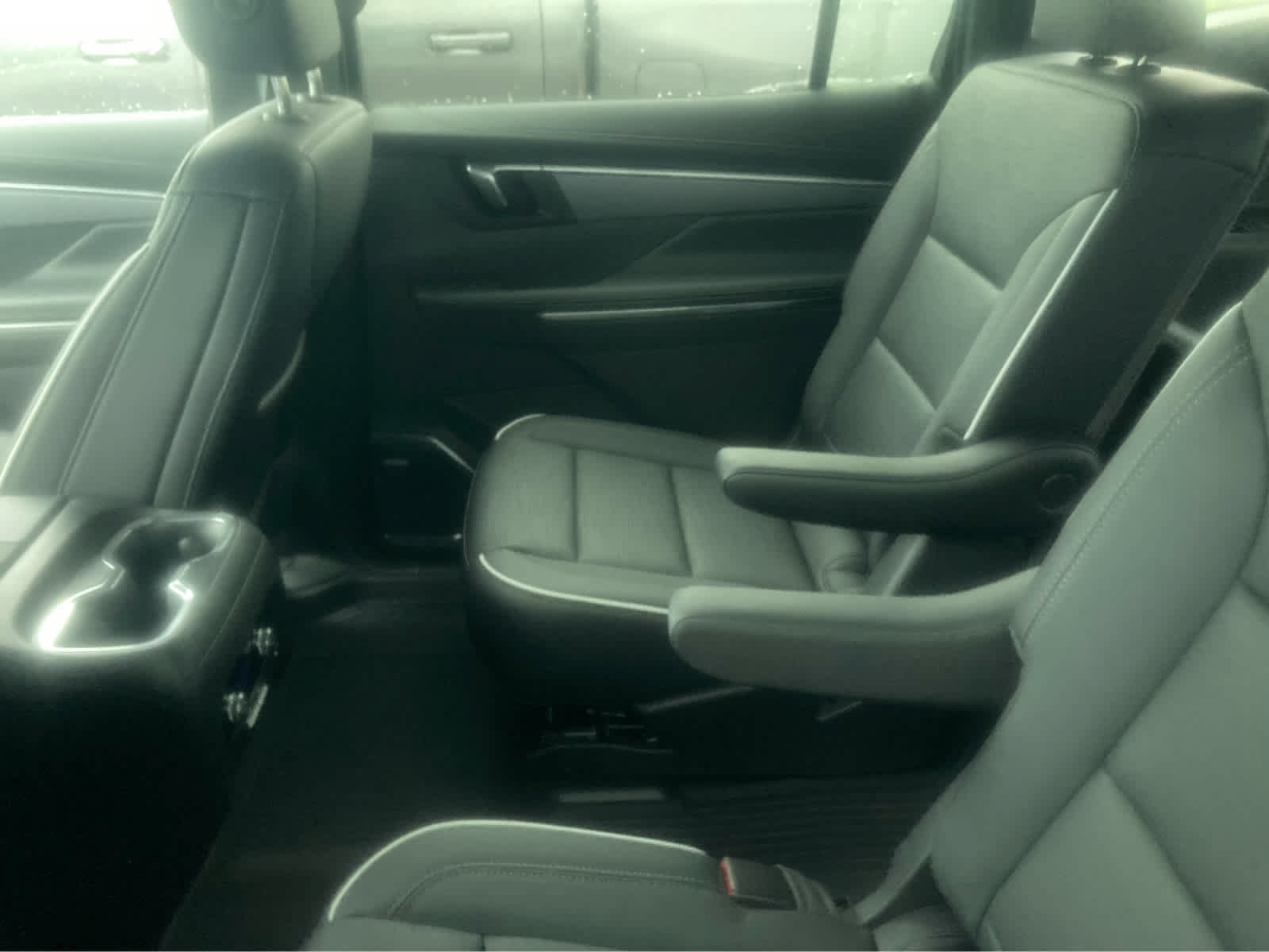 Used 2026 Buick Enclave Sport Touring w/ Super Cruise Package AWD/4WD image 6