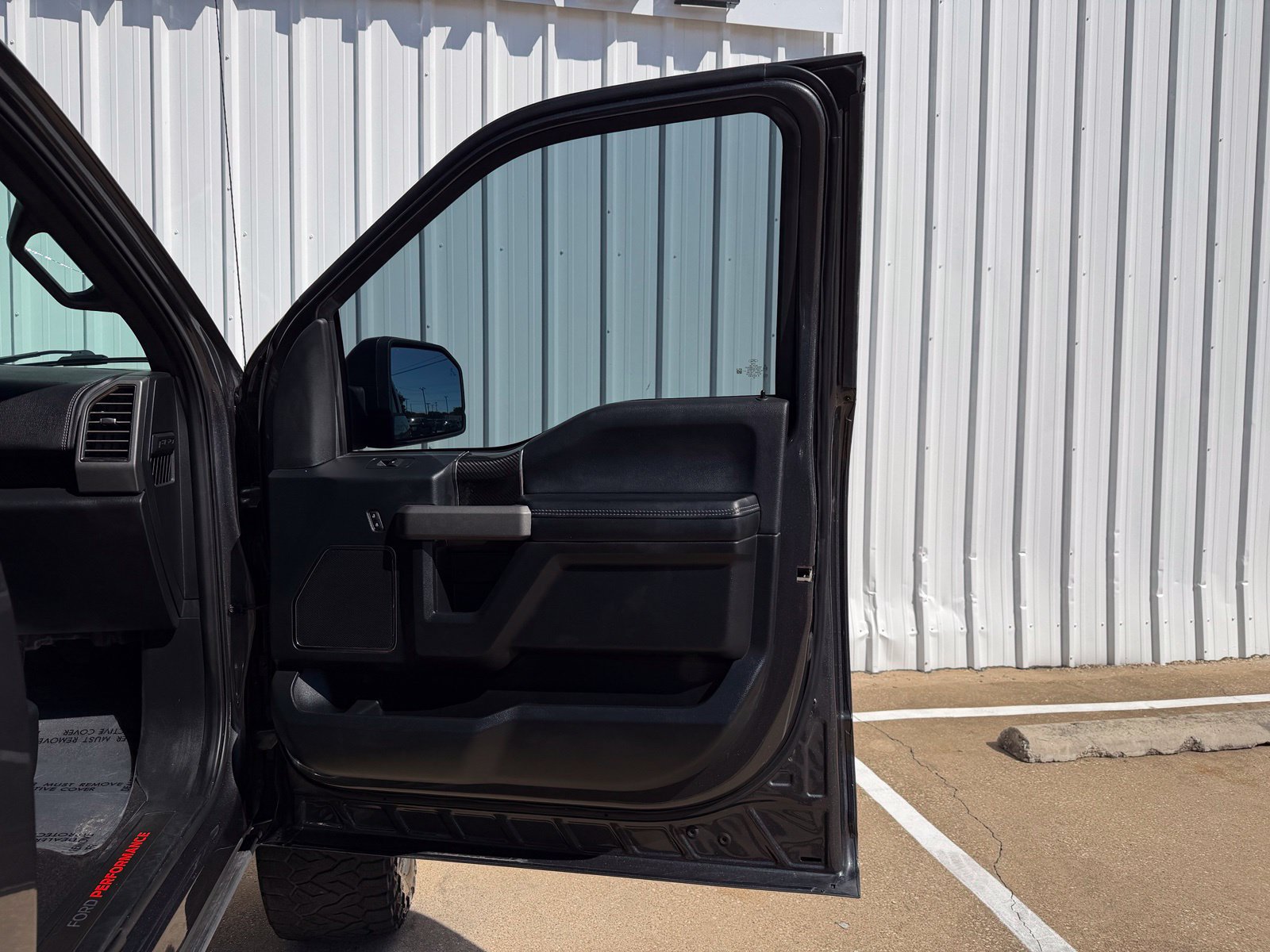 Used 2020 Ford F150 Raptor w/ Equipment Group 802A Luxury AWD/4WD image 37