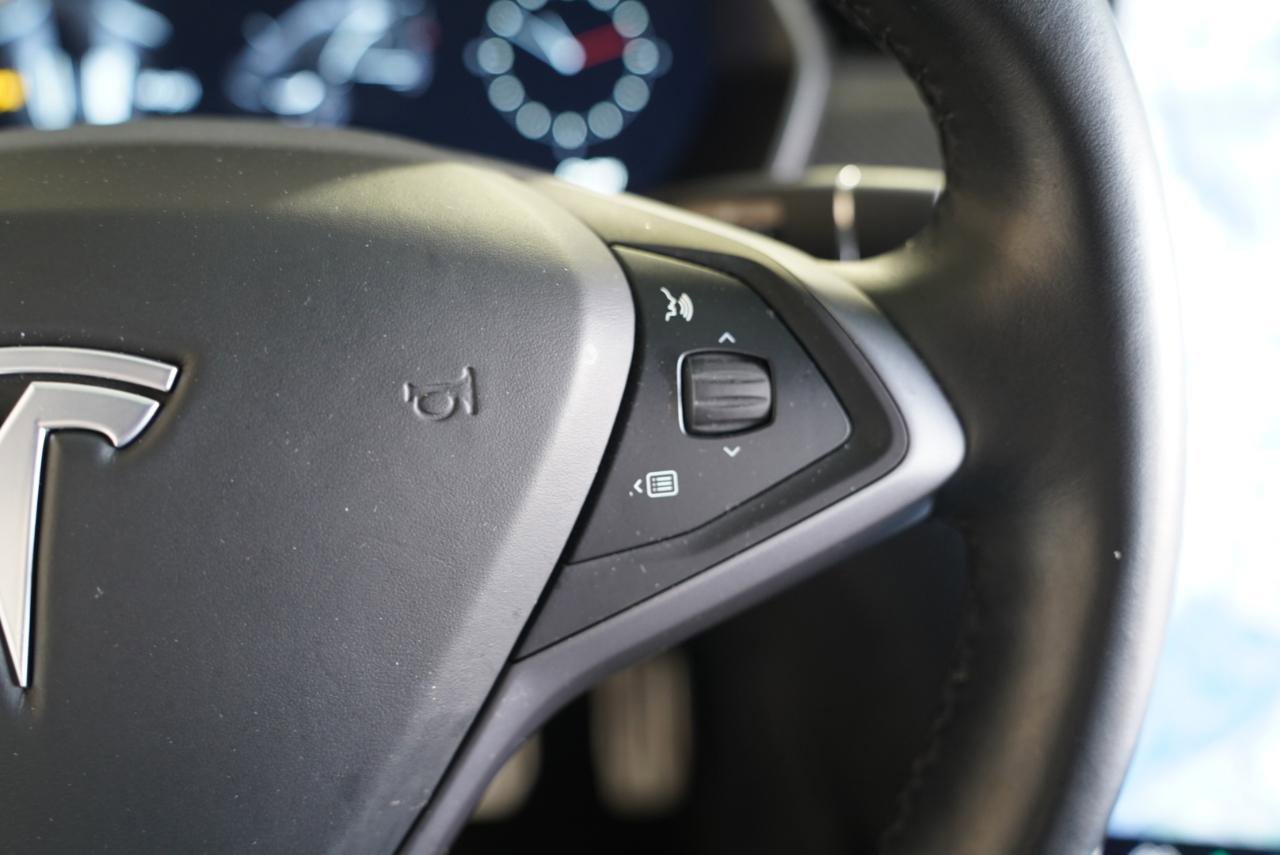 Used 2020 Tesla Model X Performance image 16