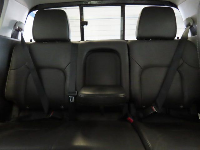 Used 2017 Nissan Frontier PRO-4X w/ Pro-4x Luxury Package image 29
