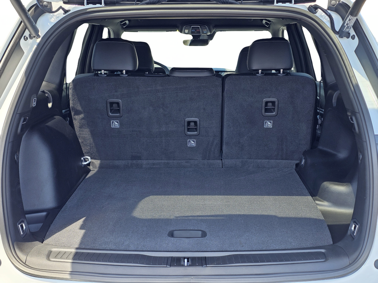 New 2026 Jeep Grand Cherokee Altitude RWD image 11