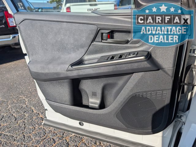 Used 2026 Toyota C-HR AWD/4WD image 13
