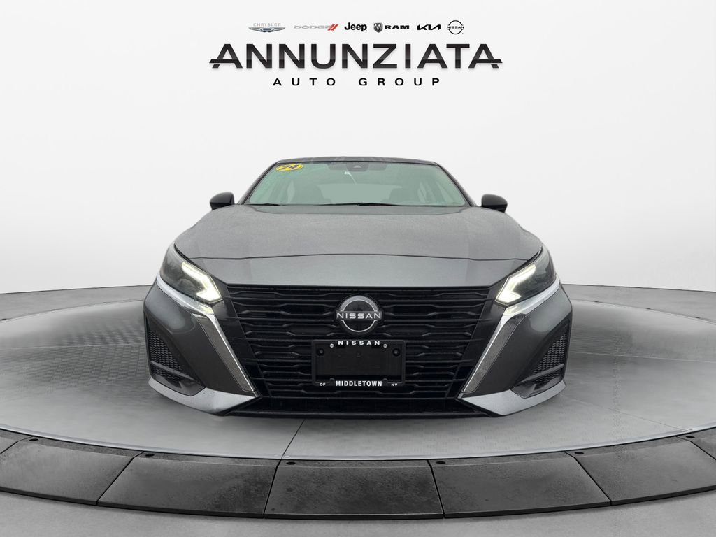 Certified 2024 Nissan Altima 2.5 SV AWD/4WD image 8