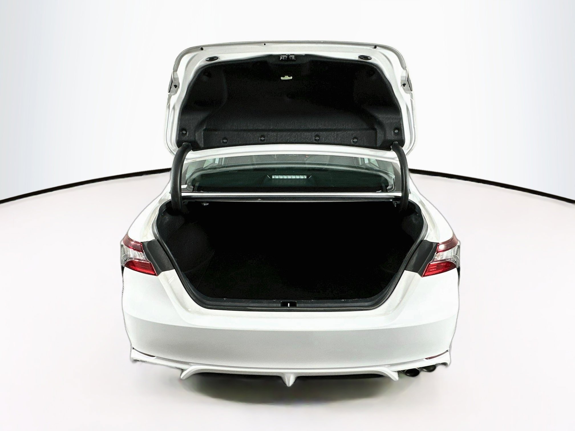 Used 2023 Toyota Camry SE FWD image 27
