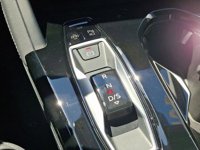 Certified 2025 Audi Q5 Premium w/ 19" Wheel Package image 16