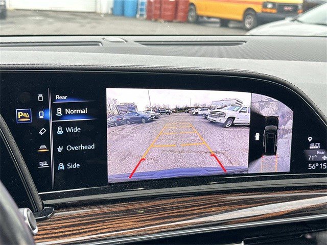 Used 2023 Cadillac Escalade ESV Premium Luxury image 24