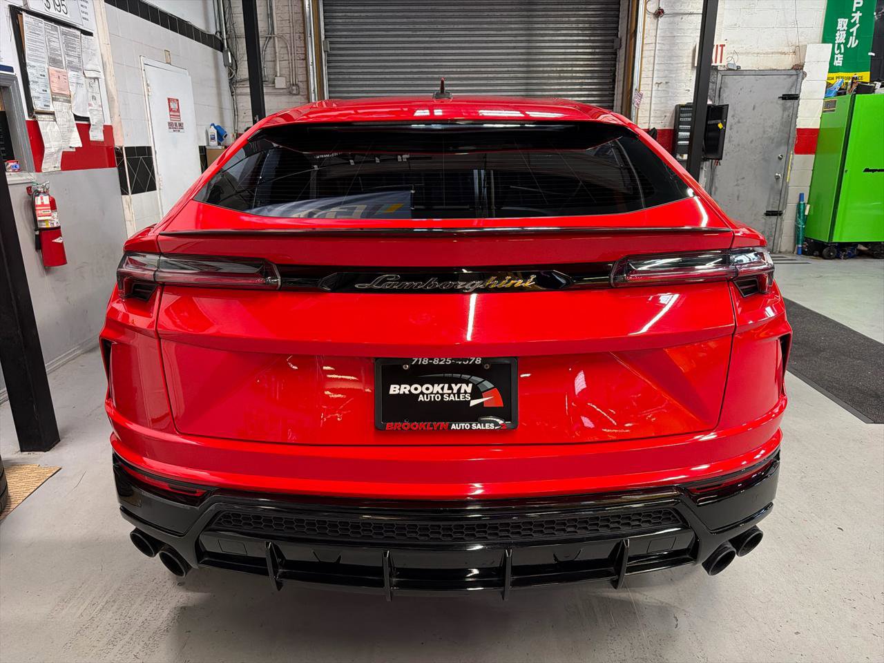 Used 2022 Lamborghini Urus image 6