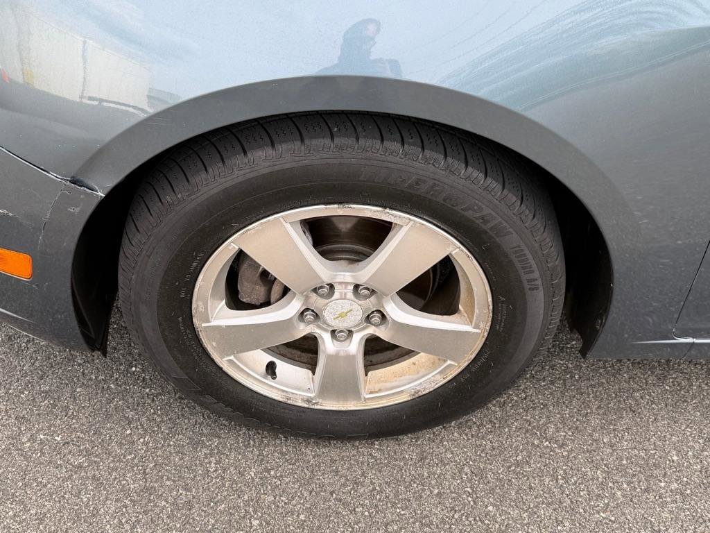 Used 2012 Chevrolet Cruze LT FWD image 11
