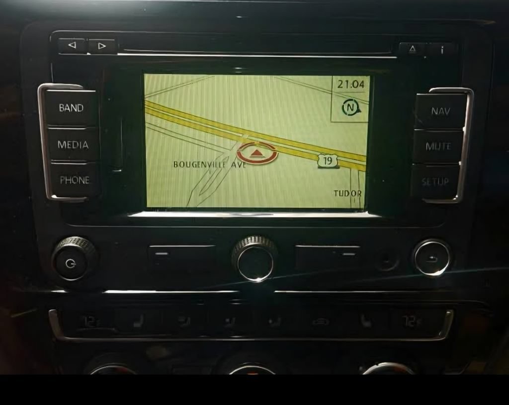 Used 2015 Volkswagen Jetta TDI SEL FWD image 13