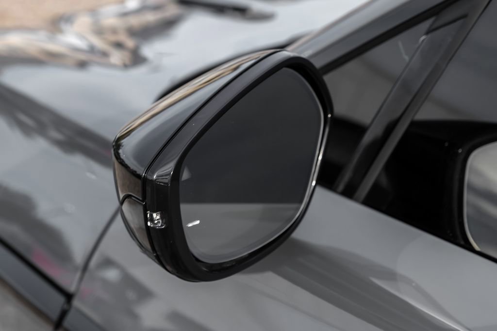 Used 2024 Aston Martin DBX 707 image 47