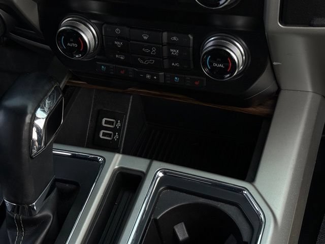 Used 2019 Ford F150 Lariat w/ Equipment Group 502A Luxury AWD/4WD image 31