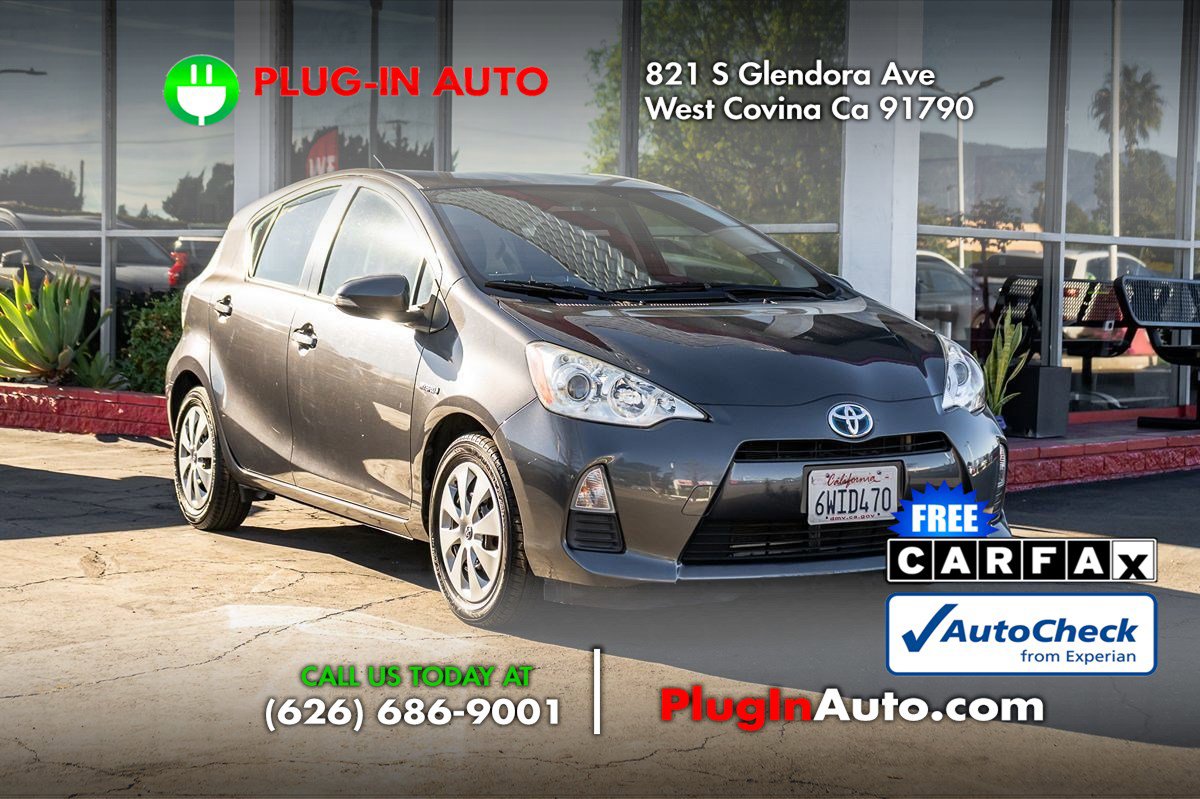 Used 2012 Toyota Prius C Two image 3