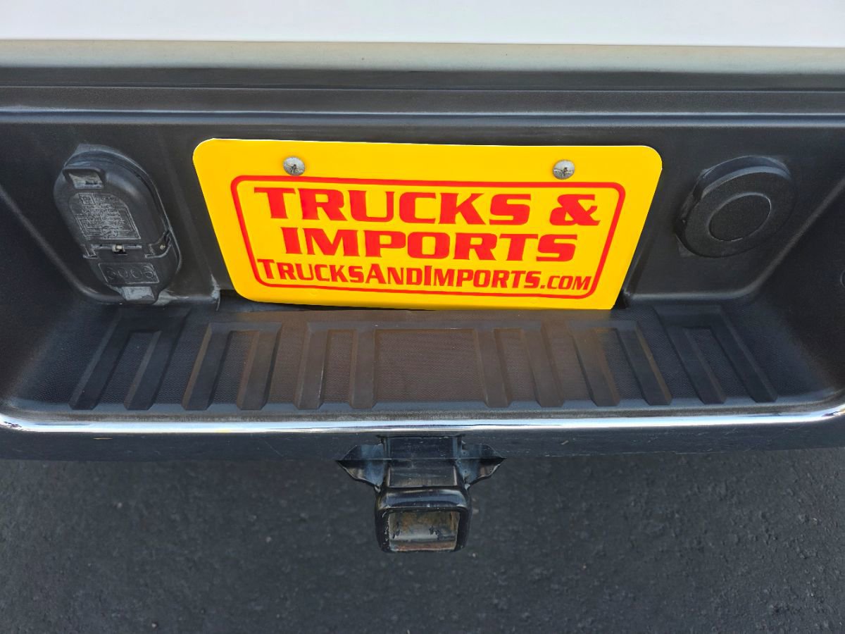 Used 2018 Chevrolet Silverado 1500 LT w/ LT Eassist Package image 11