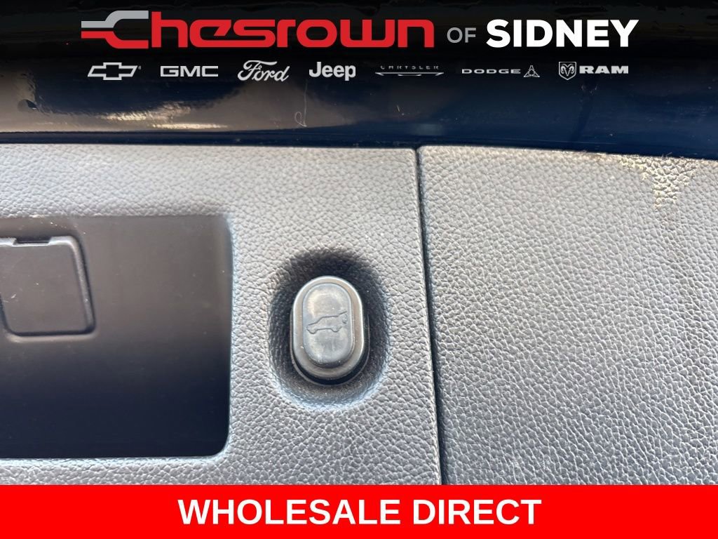 Used 2015 Chevrolet Suburban LTZ AWD/4WD image 34