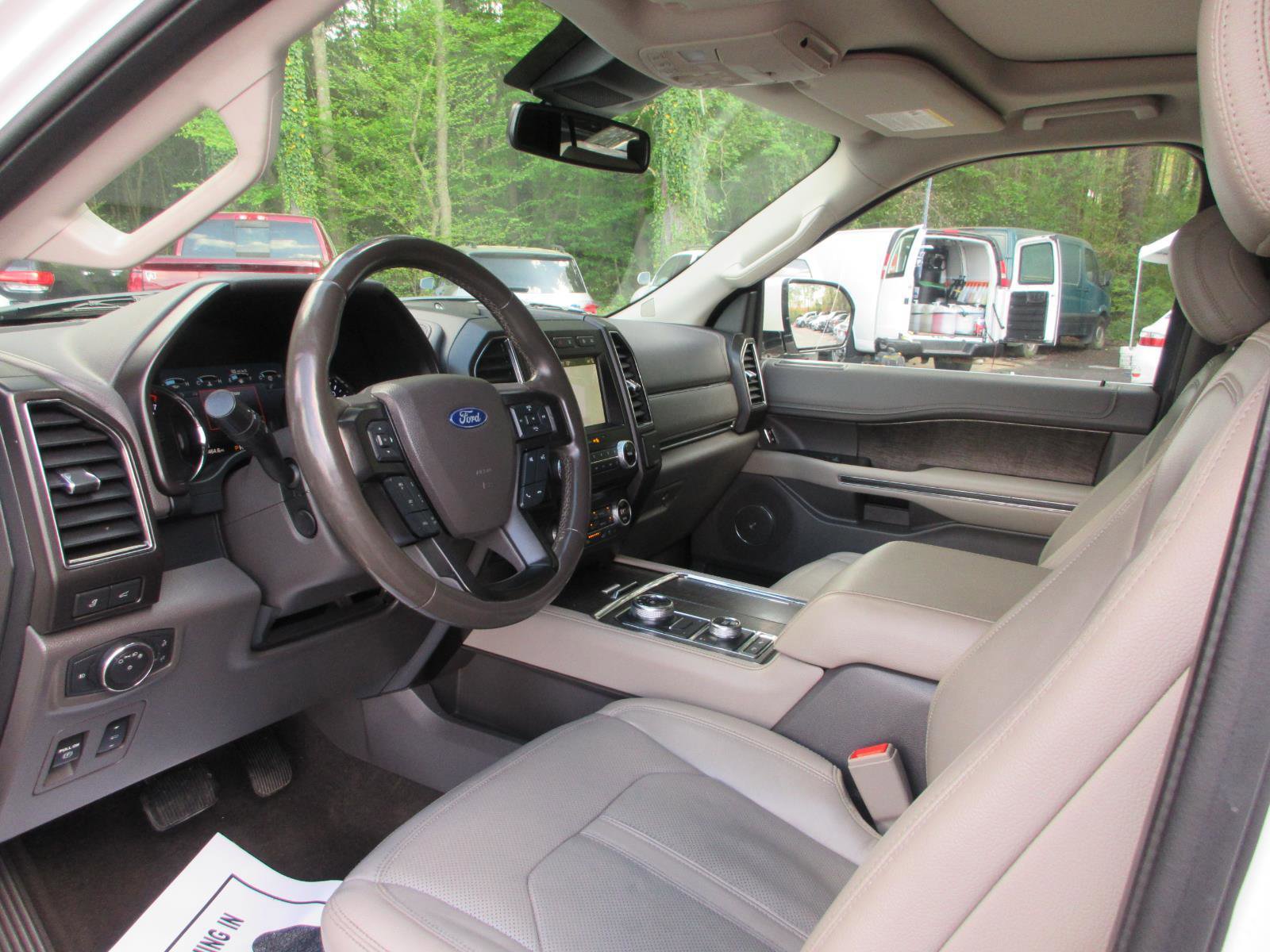 Used 2018 Ford Expedition Max Limited w/ Equipment Group 302A image 10