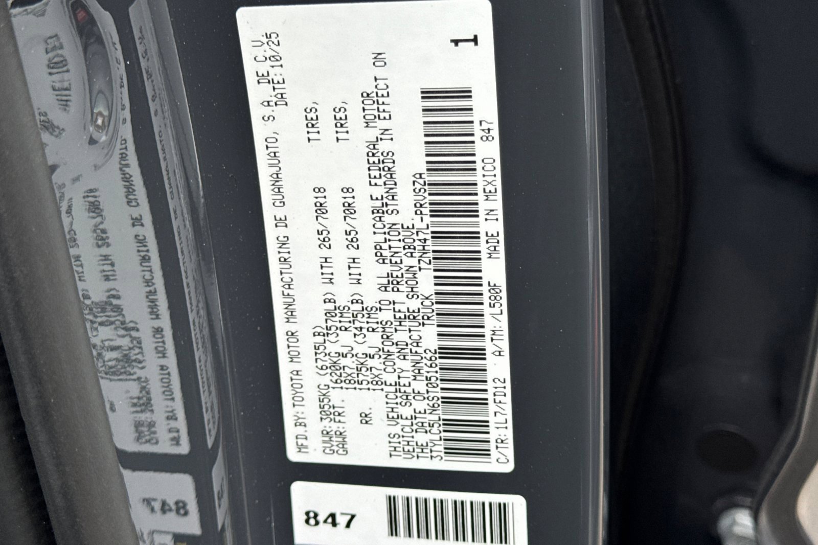 New 2025 Toyota Tacoma TRD Off-Road image 33