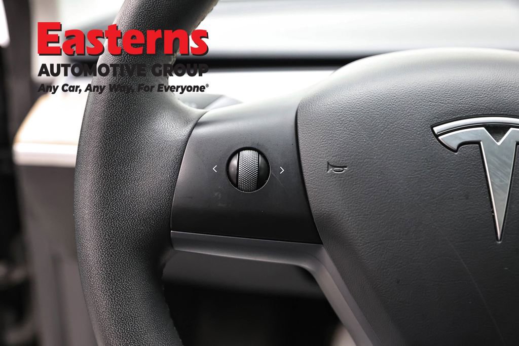 Used 2021 Tesla Model 3 Standard Range Plus image 15