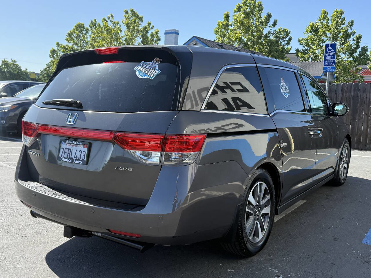 Used 2014 Honda Odyssey Touring Elite image 5