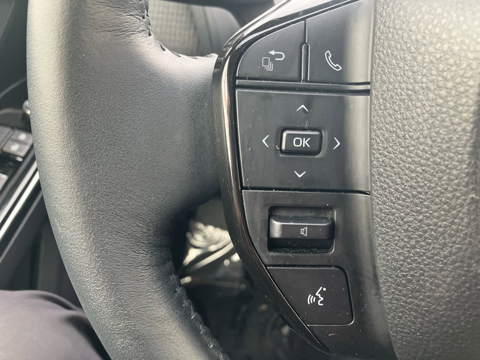 Certified 2023 Toyota bZ4X Limited w/ Weather Package AWD/4WD image 15