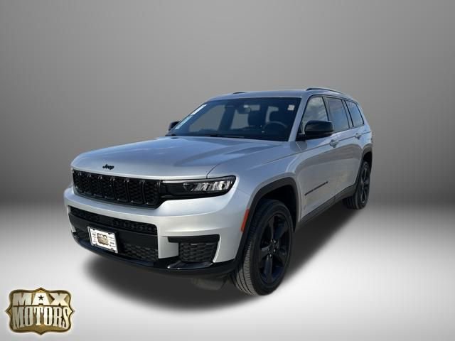 Used 2024 Jeep Grand Cherokee L Altitude image 2