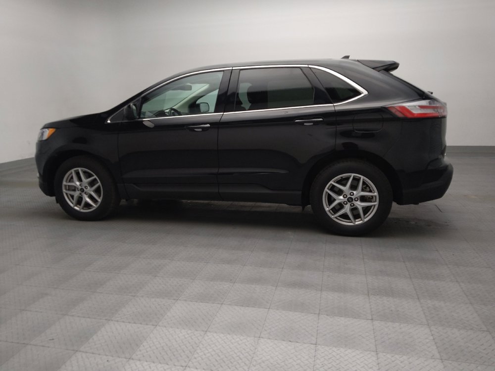 Used 2024 Ford Edge SEL image 3