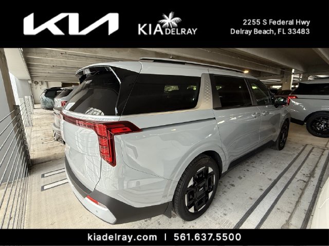 Used 2026 Kia Carnival EX FWD image 2