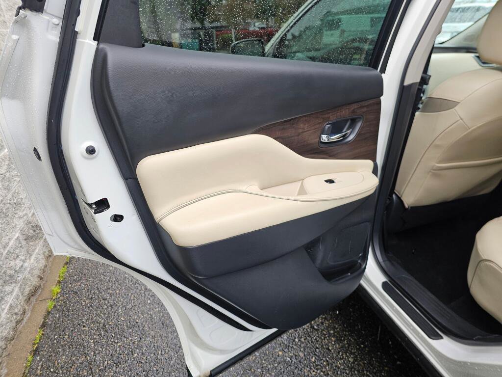 Used 2020 Nissan Murano Platinum image 19