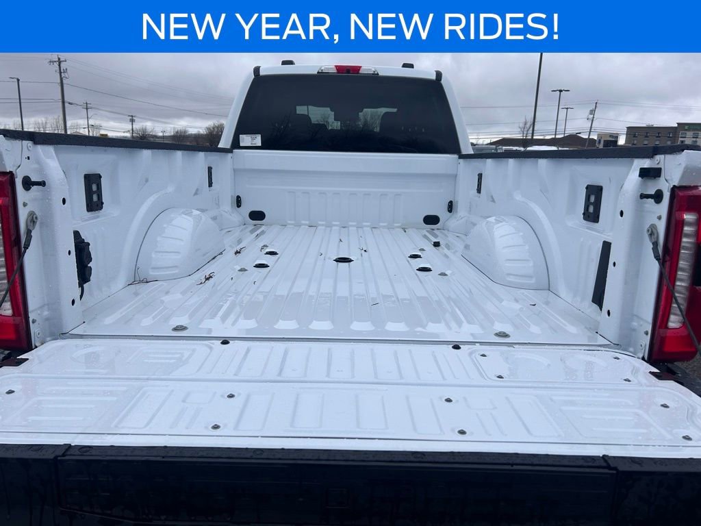 New 2026 Ford F450 XLT w/ 360-Degree Camera Package image 41
