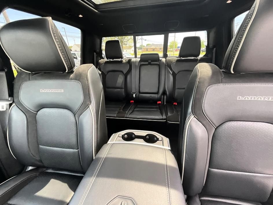 Used 2023 RAM 1500 Laramie AWD/4WD image 36