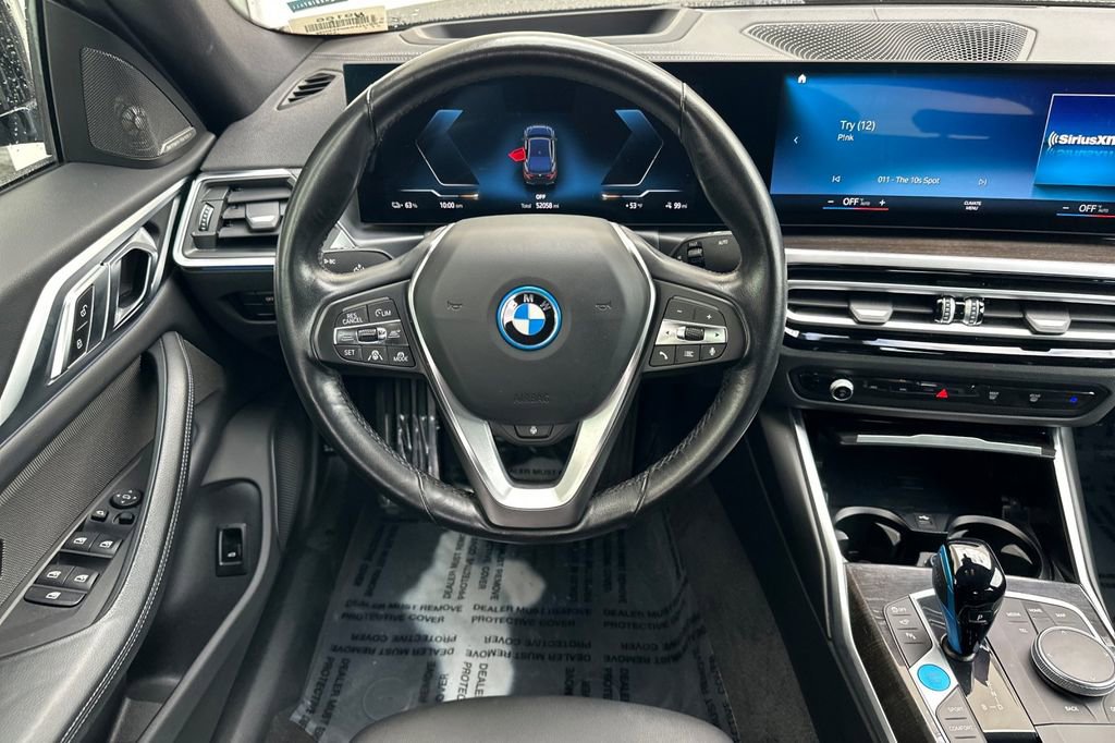 Used 2023 BMW i4 eDrive35 image 15