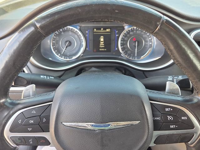 Used 2017 Chrysler 200 Limited Platinum w/ Comfort & Convenience Group image 21