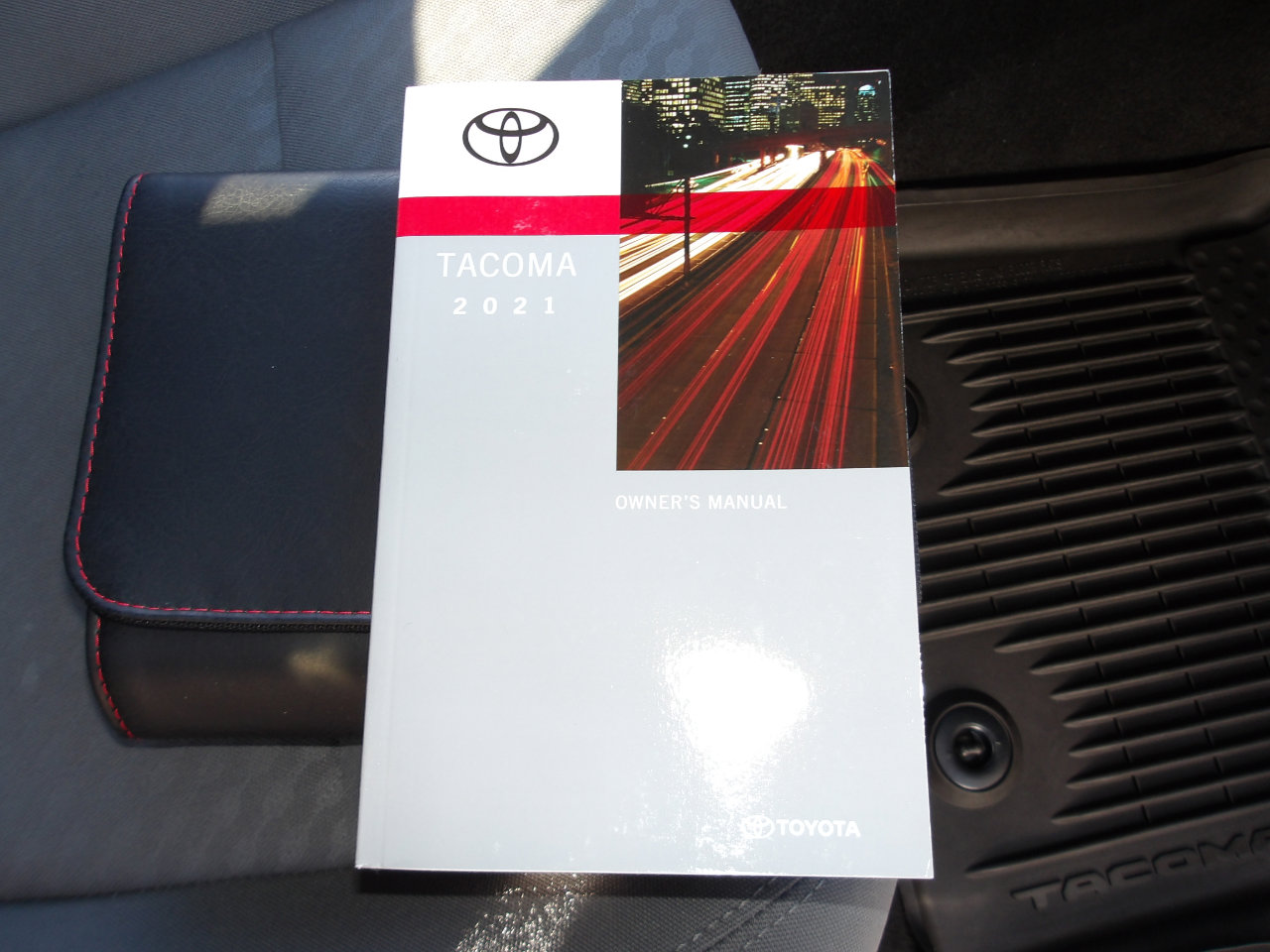 Used 2021 Toyota Tacoma SR5 image 25