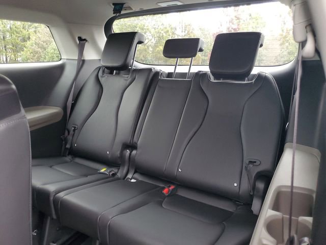 New 2026 Kia Carnival FWD image 10