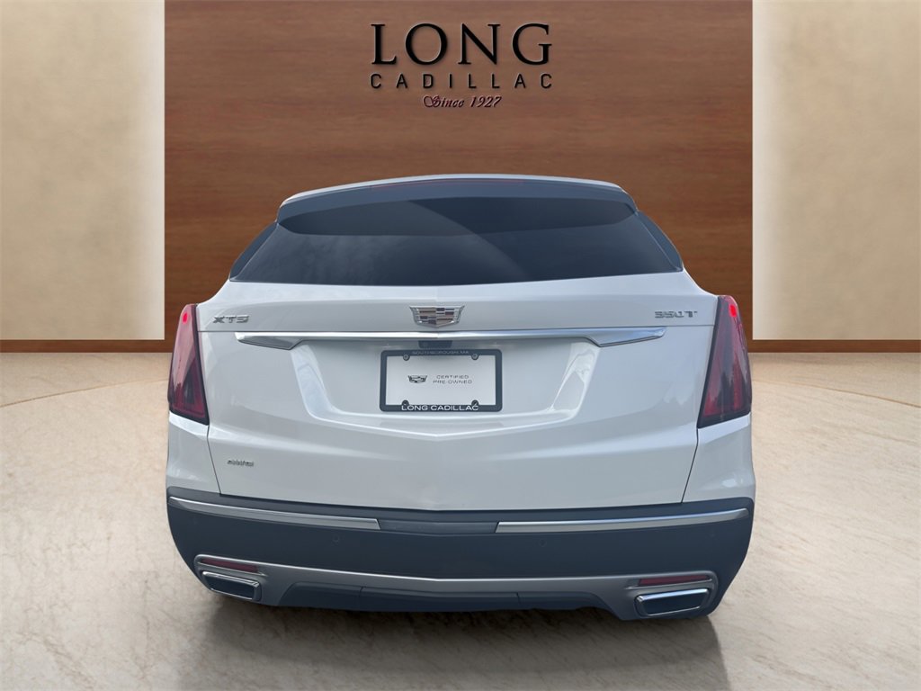 Certified 2022 Cadillac XT5 Premium Luxury w/ Technology Package image 4