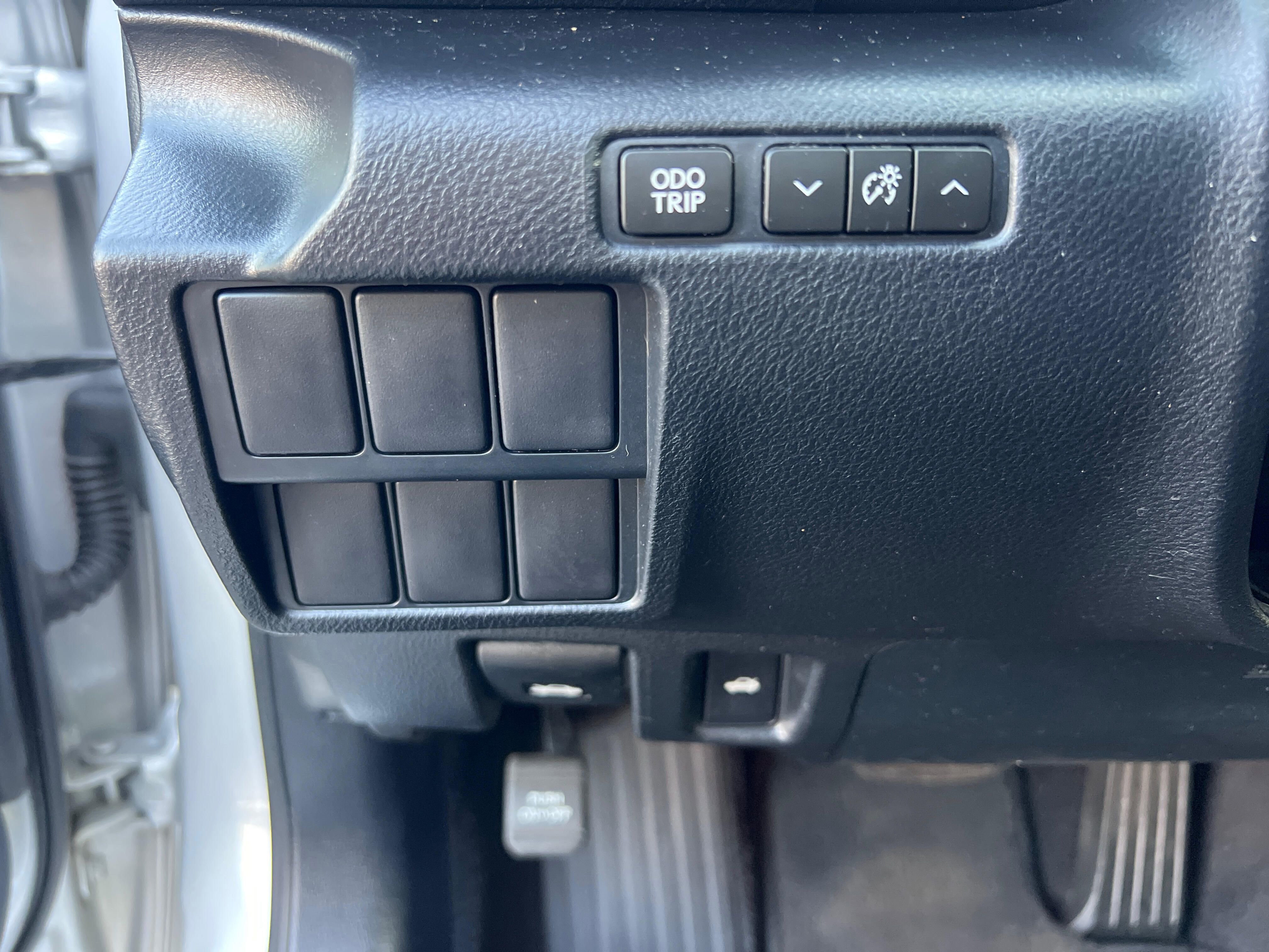 Used 2016 Lexus IS 200t image 21