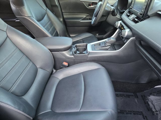 Used 2021 Toyota RAV4 XLE Premium AWD/4WD image 13