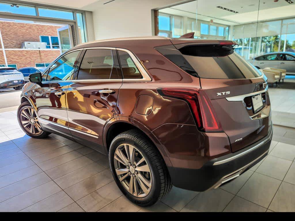 Used 2023 Cadillac XT5 Premium Luxury AWD/4WD image 8