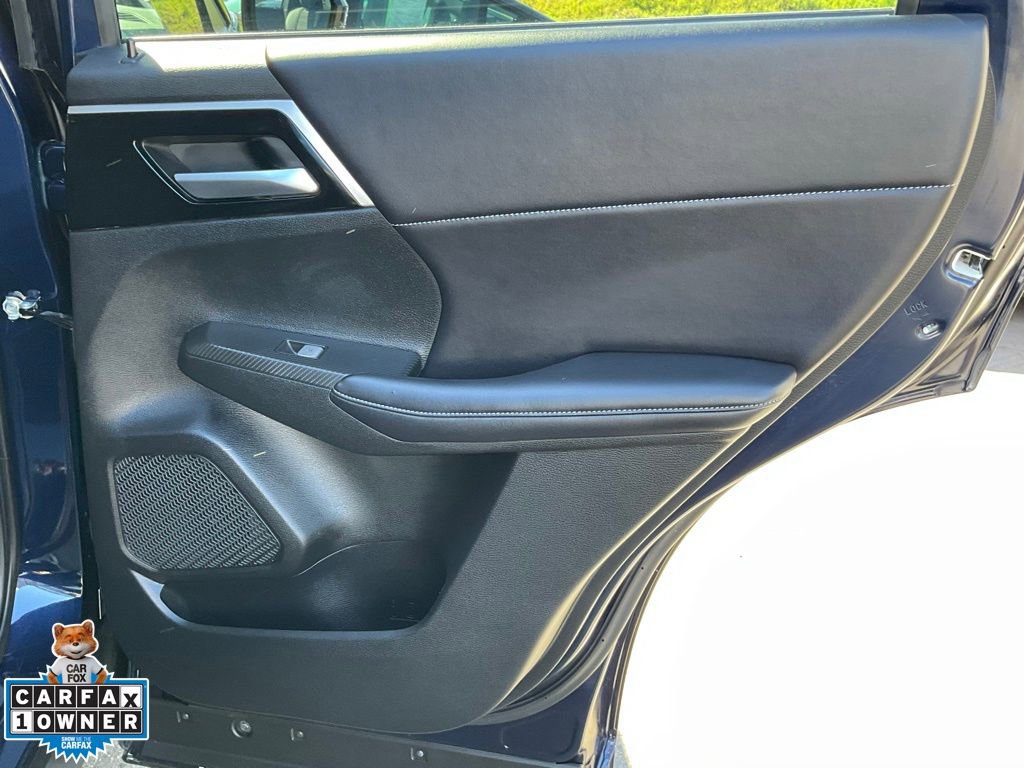 Used 2024 Mitsubishi Outlander SE image 61