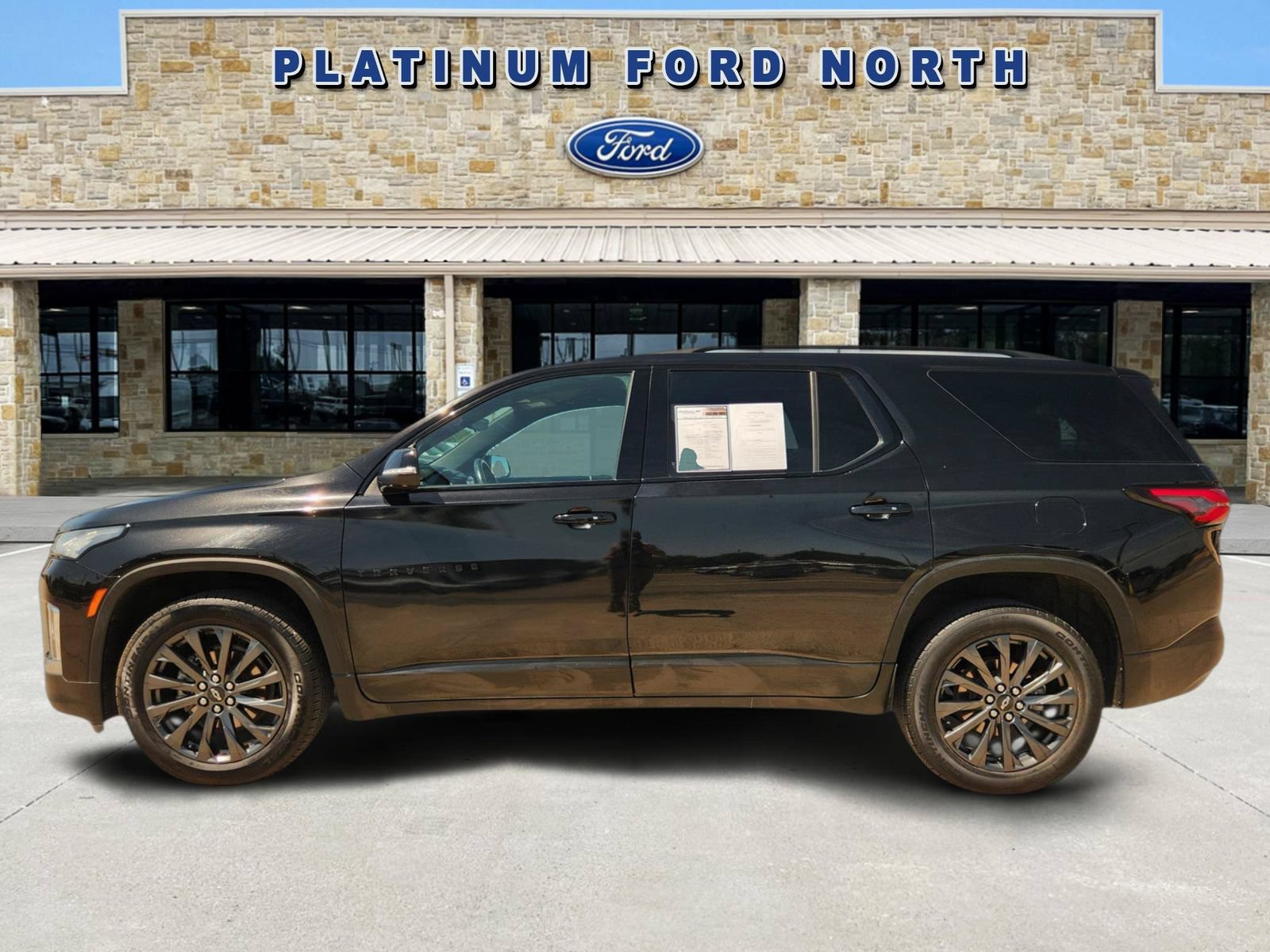 Used 2022 Chevrolet Traverse RS FWD video 3