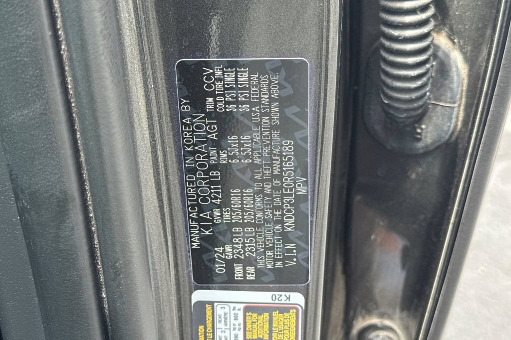 Used 2024 Kia Niro LX FWD image 28
