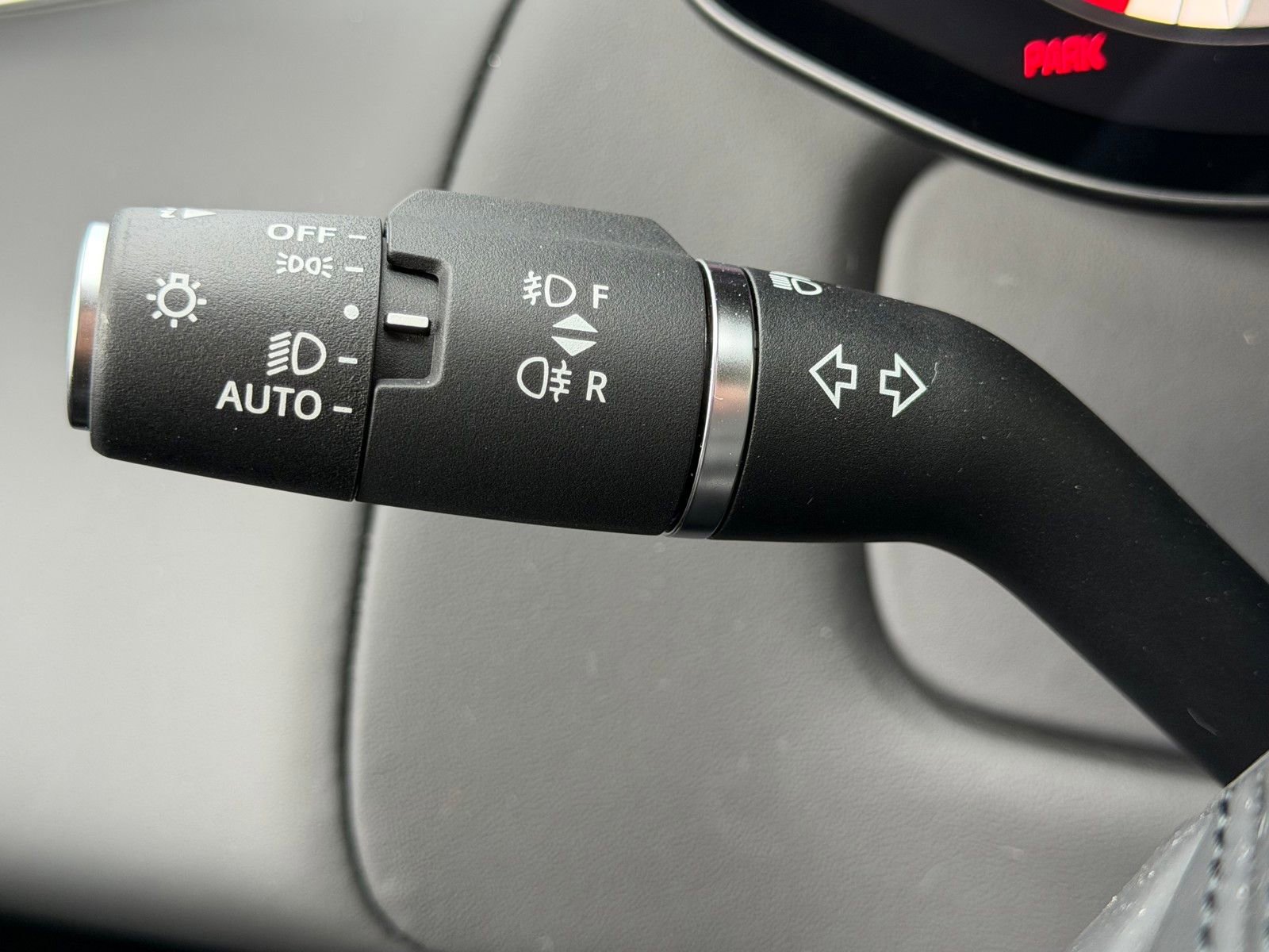 New 2026 Land Rover Range Rover Sport Dynamic SE image 14