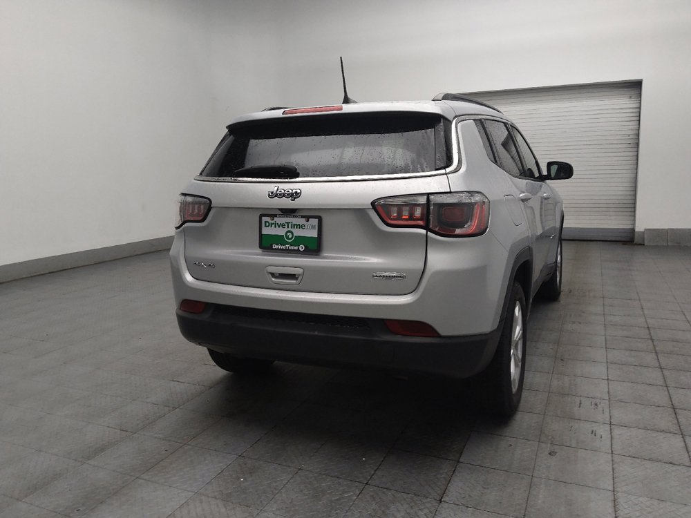 Used 2024 Jeep Compass Latitude AWD/4WD image 9