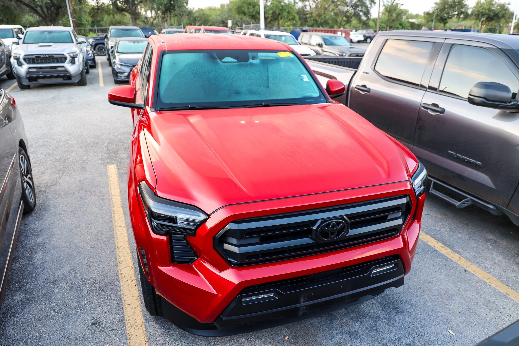 Certified 2026 Toyota Tacoma SR5 AWD/4WD image 5