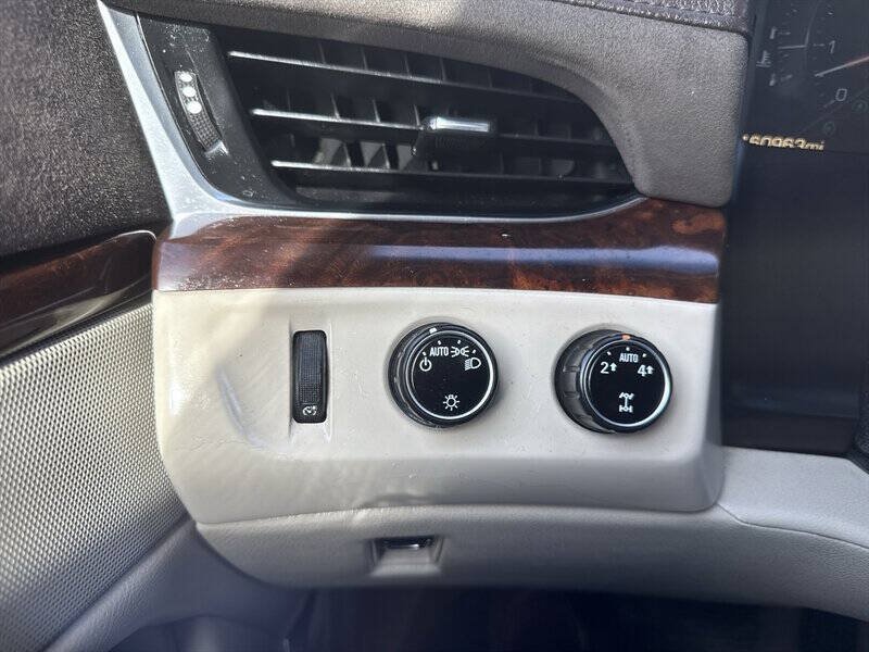 Used 2015 Cadillac Escalade Premium AWD/4WD image 27
